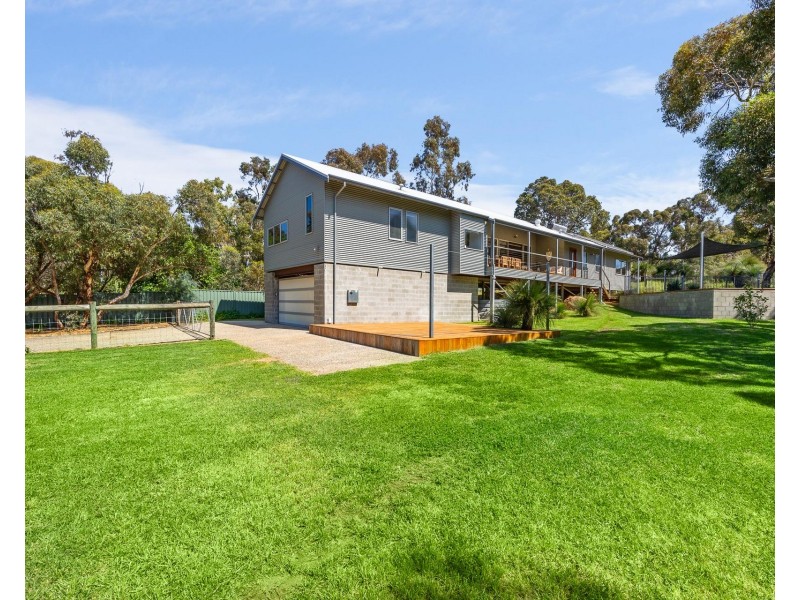 43 Throssell Road, Swan View WA 6056