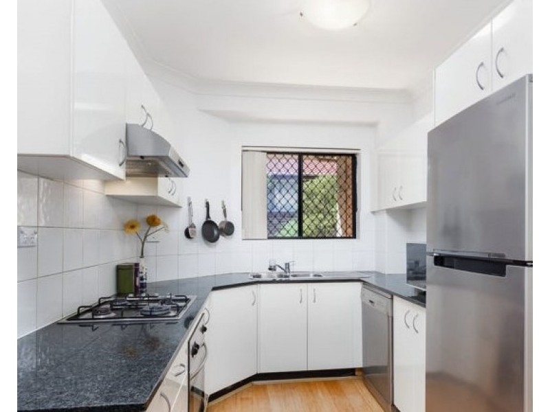 4/14-16 Macquarie Road, Auburn NSW 2144