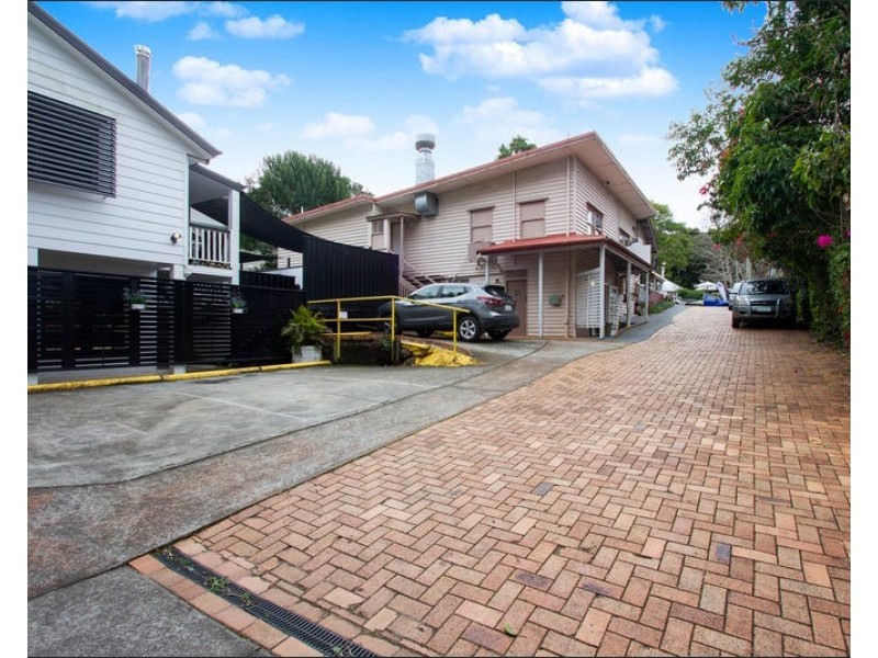 119-121 Long Road, Tamborine Mountain QLD 4272