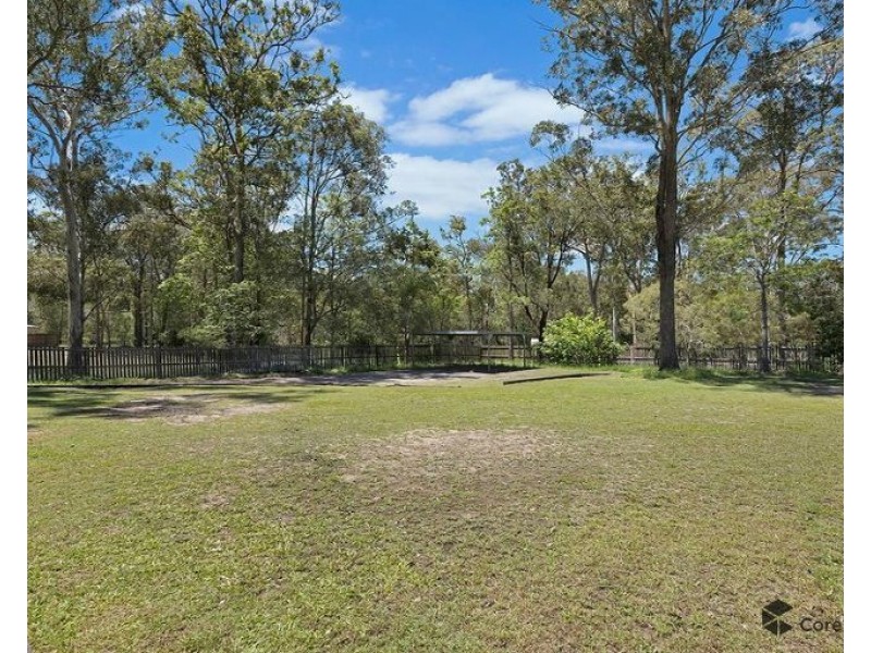 40 Ivanhoe Drive, Bethania QLD 4205