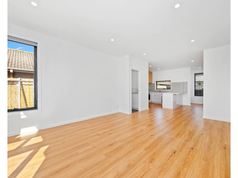 3/26 McLennan Street, Braybrook VIC 3019