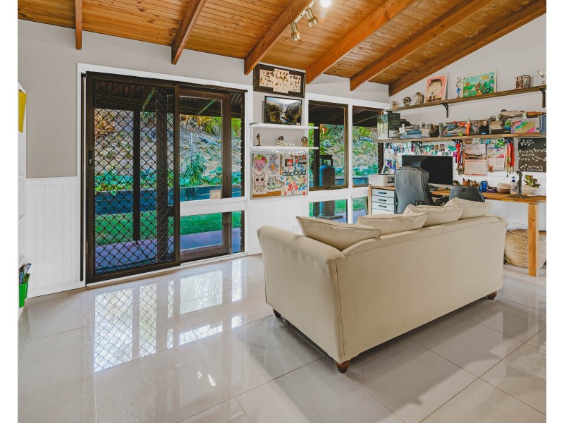 8-16 Sawrey Court, Tamborine QLD 4270