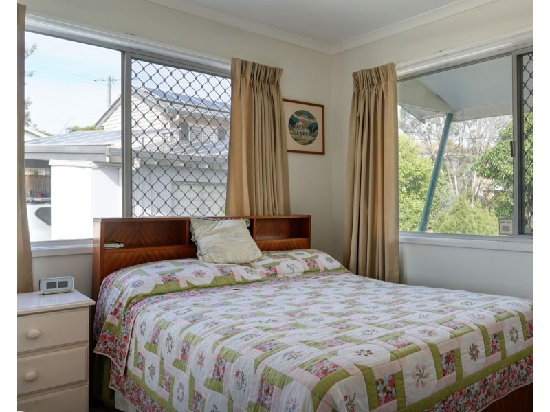 7 Onak Crescent, Springwood QLD 4127