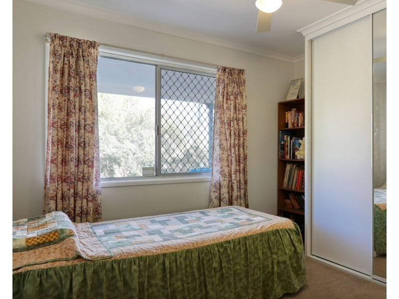 7 Onak Crescent, Springwood QLD 4127