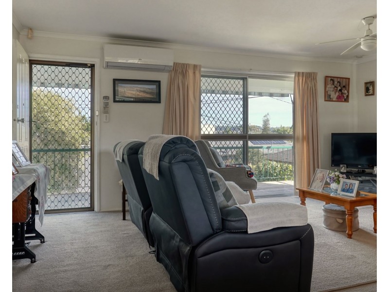 7 Onak Crescent, Springwood QLD 4127