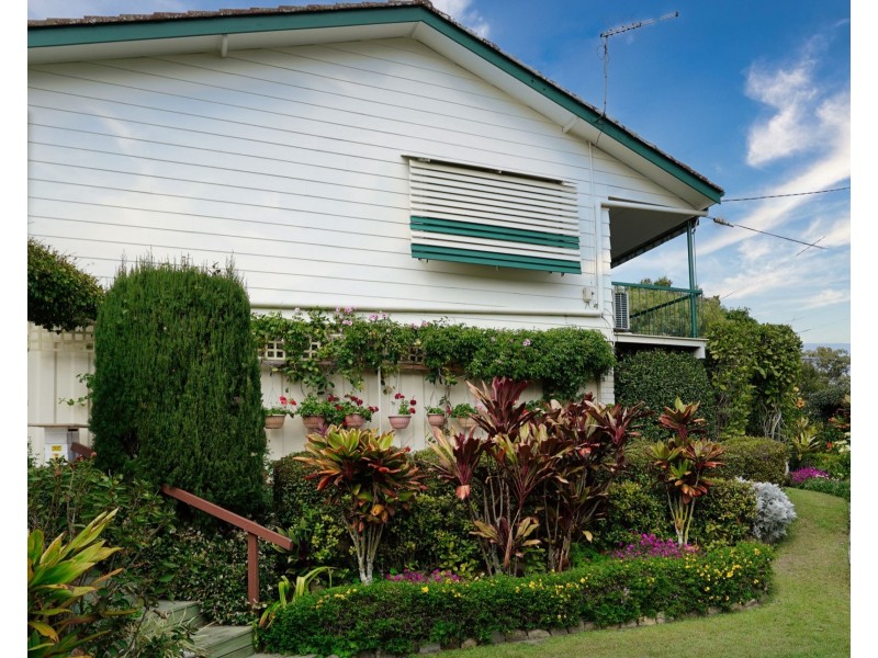 7 Onak Crescent, Springwood QLD 4127
