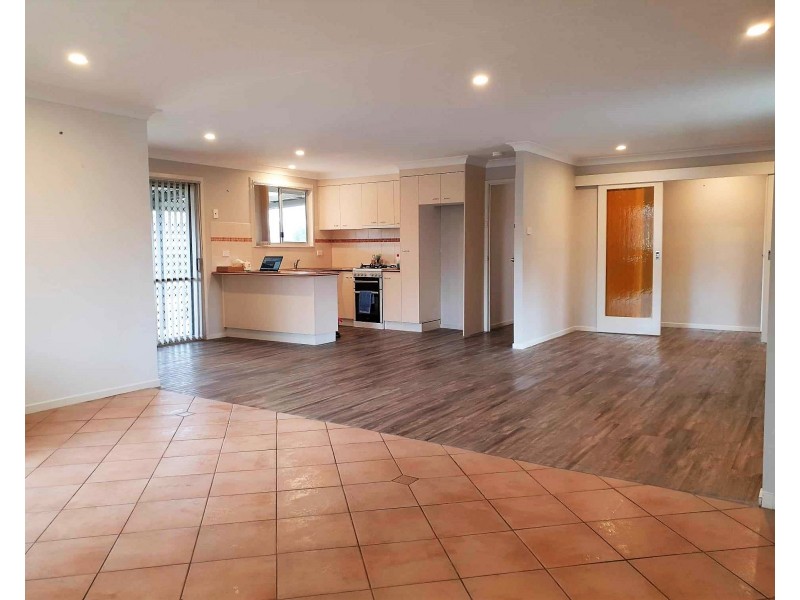 214 Logan Street, Tenterfield NSW 2372