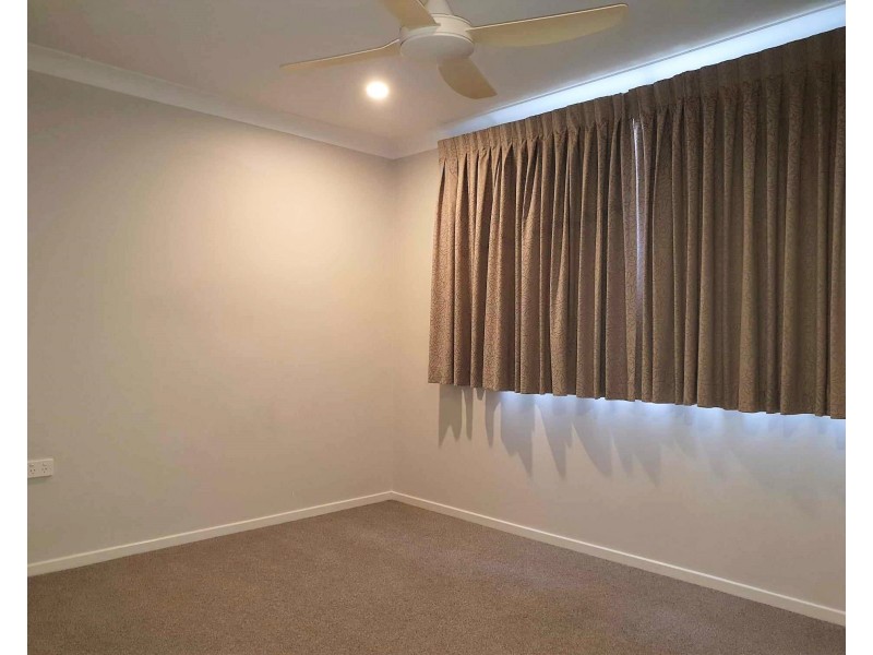 214 Logan Street, Tenterfield NSW 2372