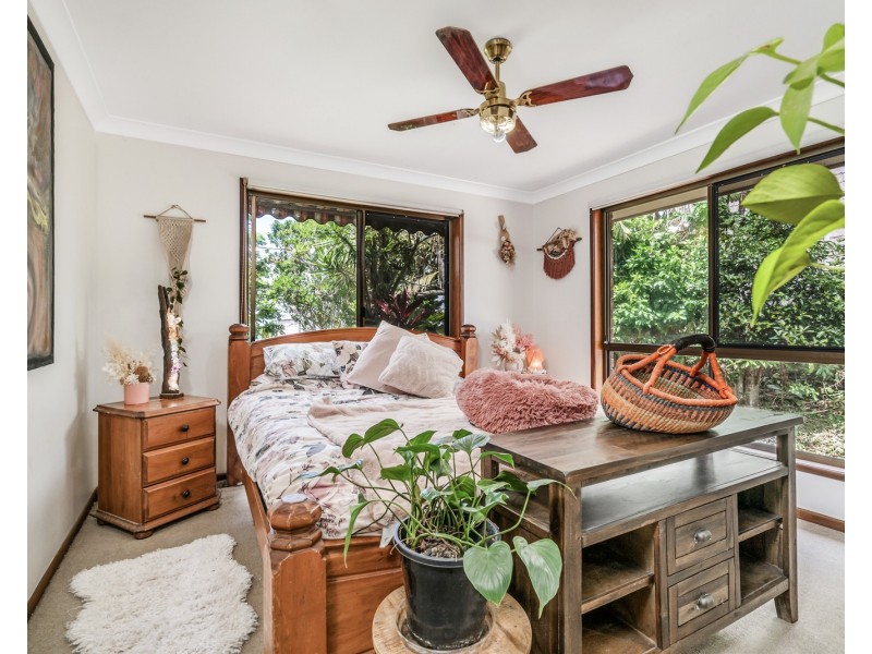 6 Lamington Parade, Tamborine Mountain QLD 4272