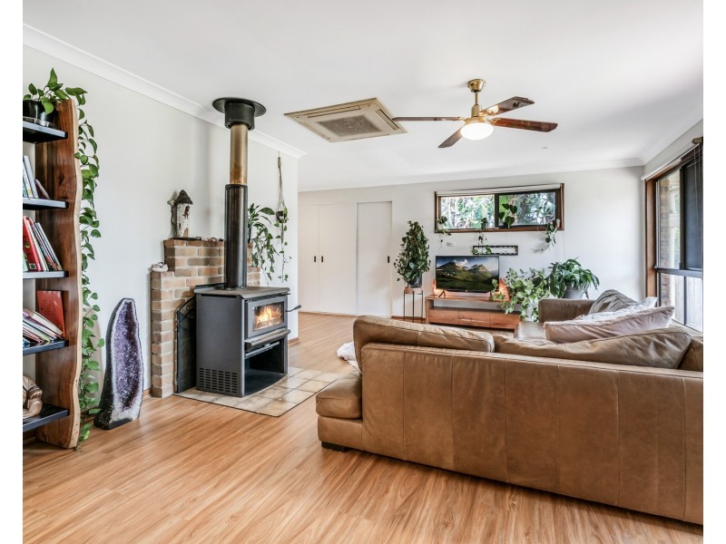 6 Lamington Parade, Tamborine Mountain QLD 4272