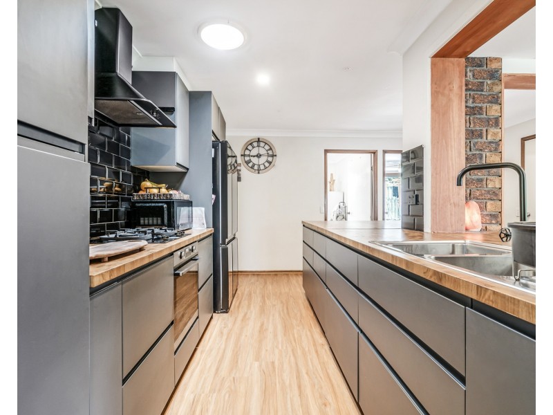 6 Lamington Parade, Tamborine Mountain QLD 4272