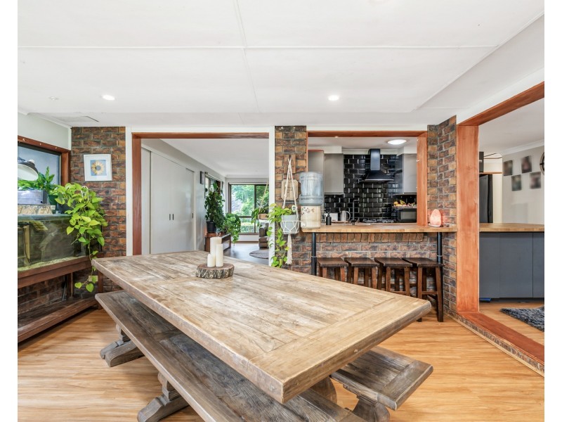 6 Lamington Parade, Tamborine Mountain QLD 4272