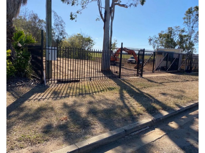 114 Berry Street, Yamanto QLD 4305