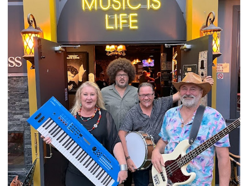 12-13/15 Victoria Avenue, Broadbeach QLD 4218