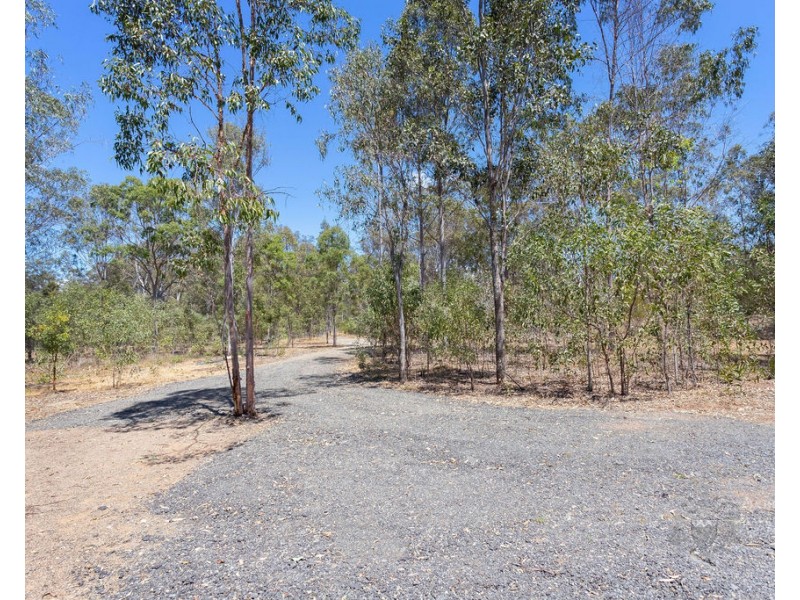 2940 Lake Moogerah Road, Mount Edwards QLD 4309