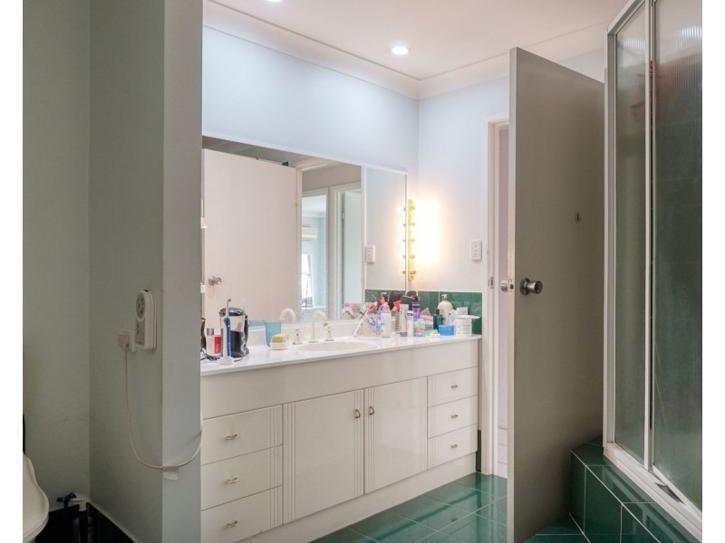 107 Cinderella Drive, Springwood QLD 4127