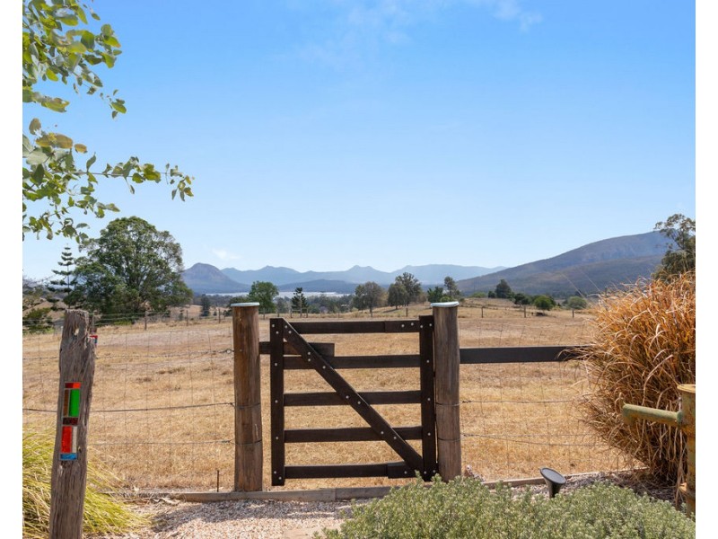 363 Tunstall Road, Charlwood QLD 4309