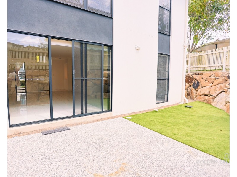 77/1 Norris Street, Pacific Pines QLD 4211