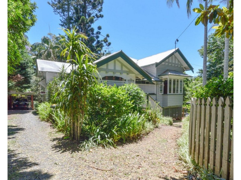 8 Kidd Street, Tamborine Mountain QLD 4272