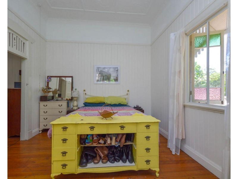 8 Kidd Street, Tamborine Mountain QLD 4272