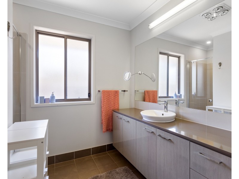 24 Platt Court, Mango Hill QLD 4509