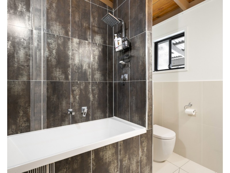 33 Celandine Street, Shailer Park QLD 4128