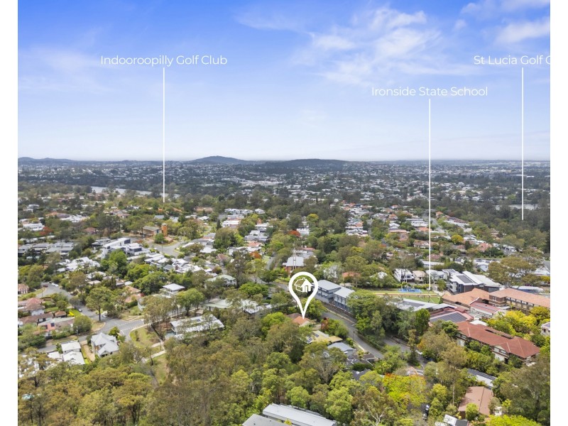 92 Ironside Street, St Lucia QLD 4067