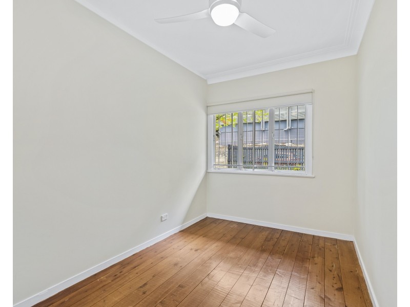 92 Ironside Street, St Lucia QLD 4067