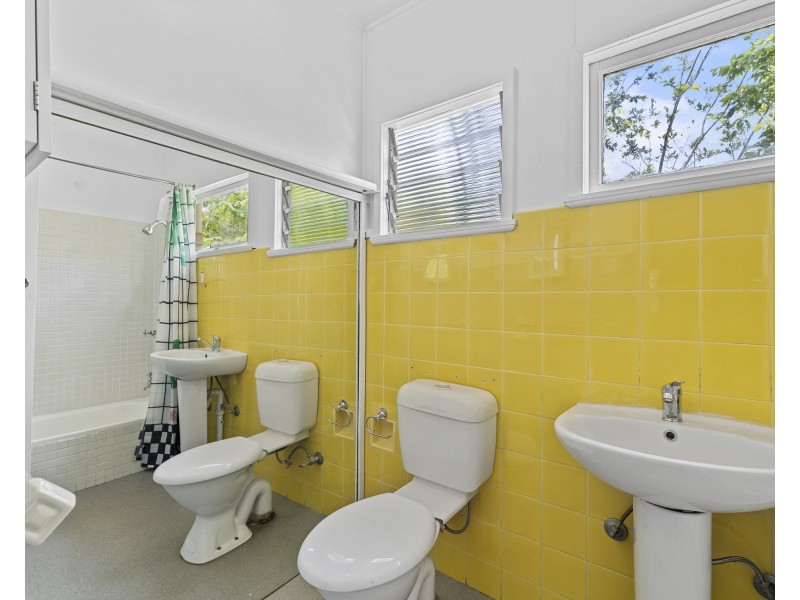 92 Ironside Street, St Lucia QLD 4067