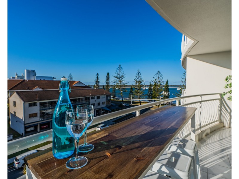 510 Marine Parade, Biggera Waters QLD 4216