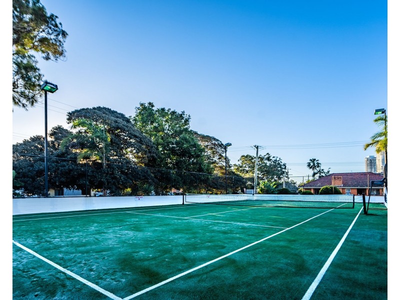 510 Marine Parade, Biggera Waters QLD 4216