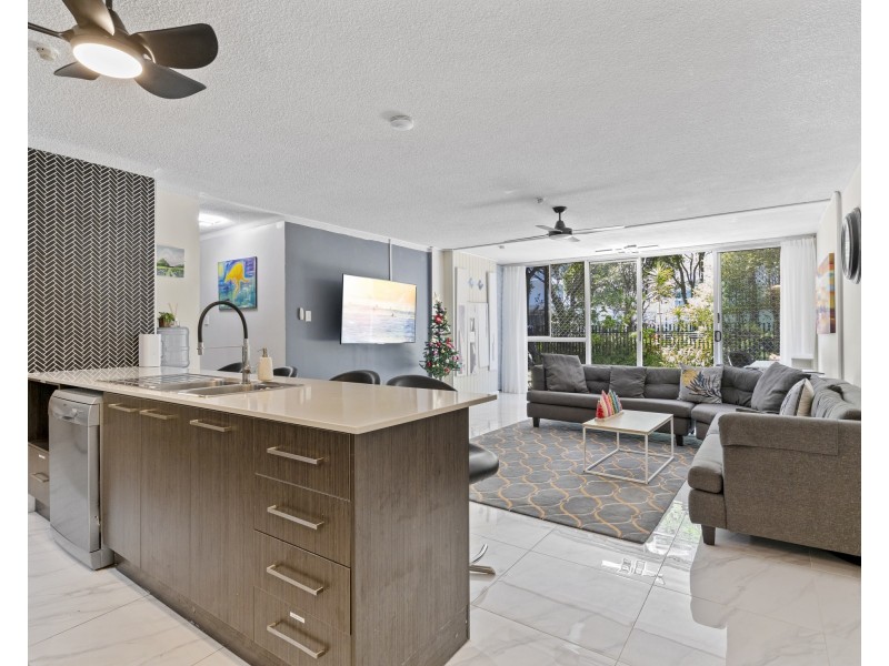 3/18 Queen Street, Southport QLD 4215