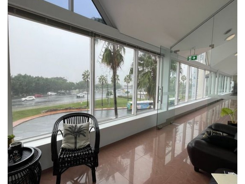 42 Marine Parade, Southport QLD 4215