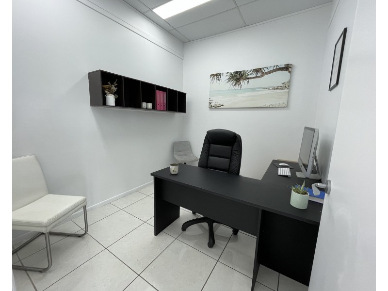 42 Marine Parade, Southport QLD 4215