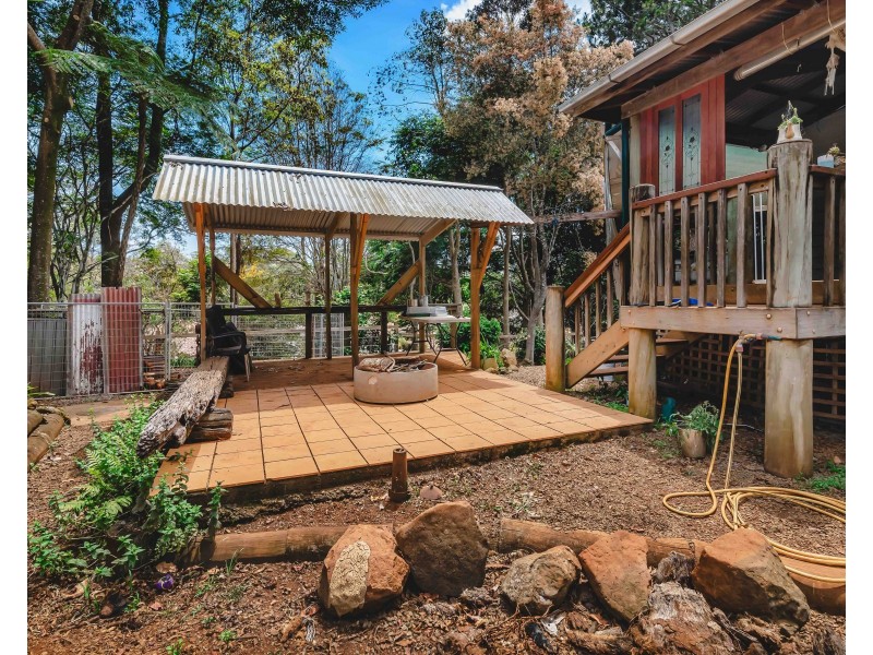 88 Eagle Heights Road, Tamborine Mountain QLD 4272