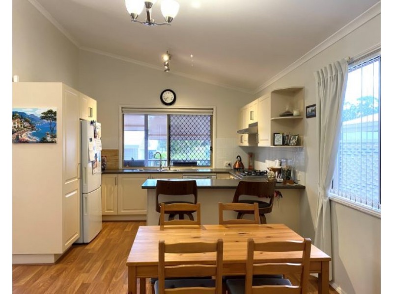 196/2 Mulloway Road, Chain Valley Bay NSW 2259