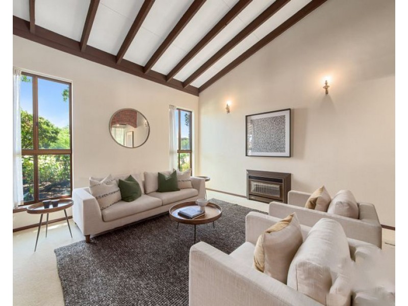 11 Aldam Crescent, Shelley WA 6148