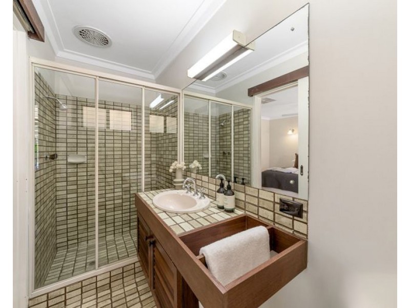 11 Aldam Crescent, Shelley WA 6148