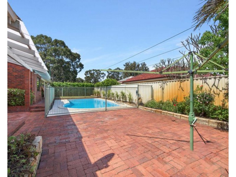 11 Aldam Crescent, Shelley WA 6148