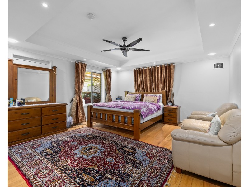 83 Central Road, Rossmoyne WA 6148