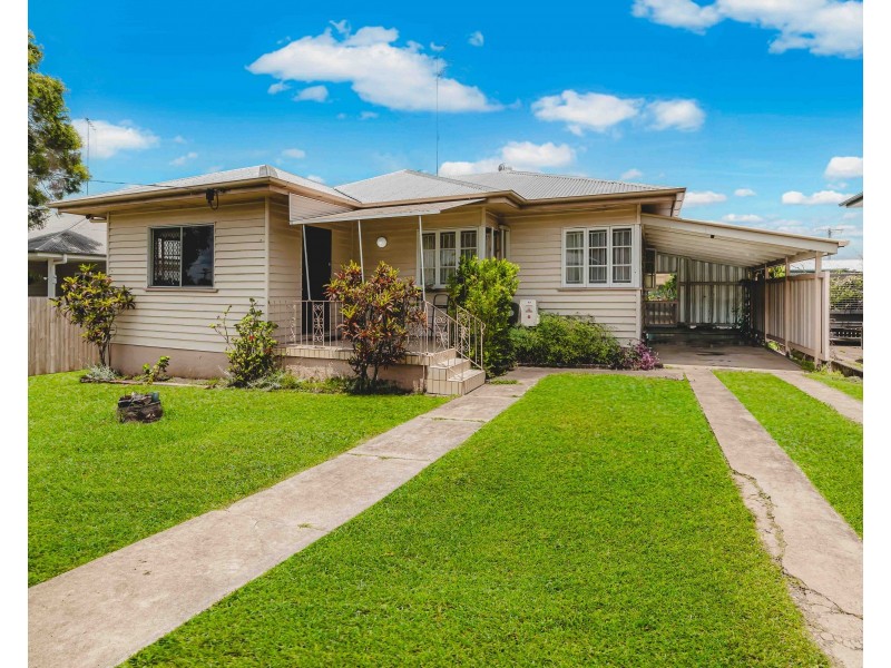25 Briggs Road, Ipswich QLD 4305