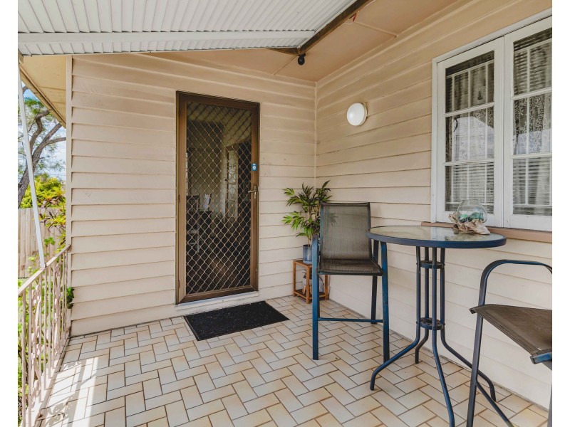 25 Briggs Road, Ipswich QLD 4305