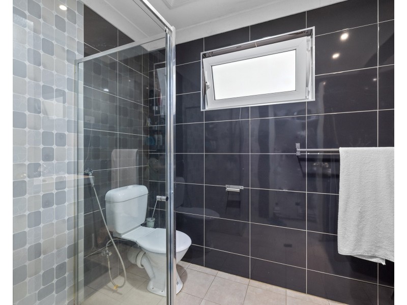 83 Central Road, Rossmoyne WA 6148