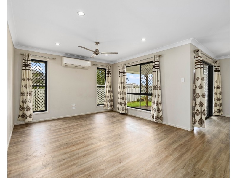 2 Norfolk Street, Springfield Lakes QLD 4300