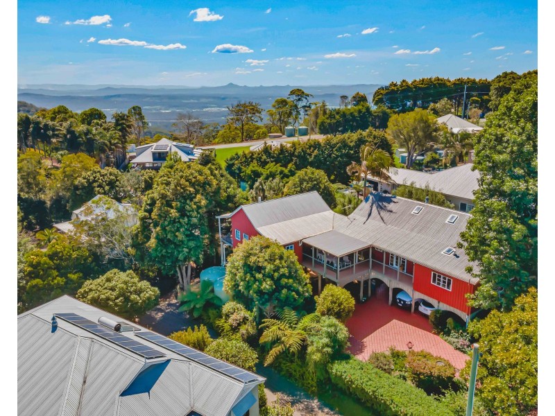 35 Paradise Drive, Tamborine Mountain QLD 4272