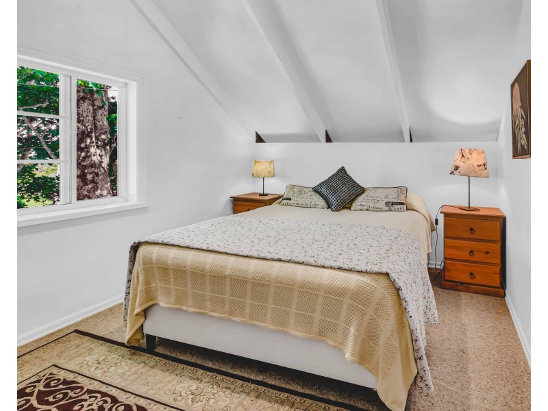 35 Paradise Drive, Tamborine Mountain QLD 4272