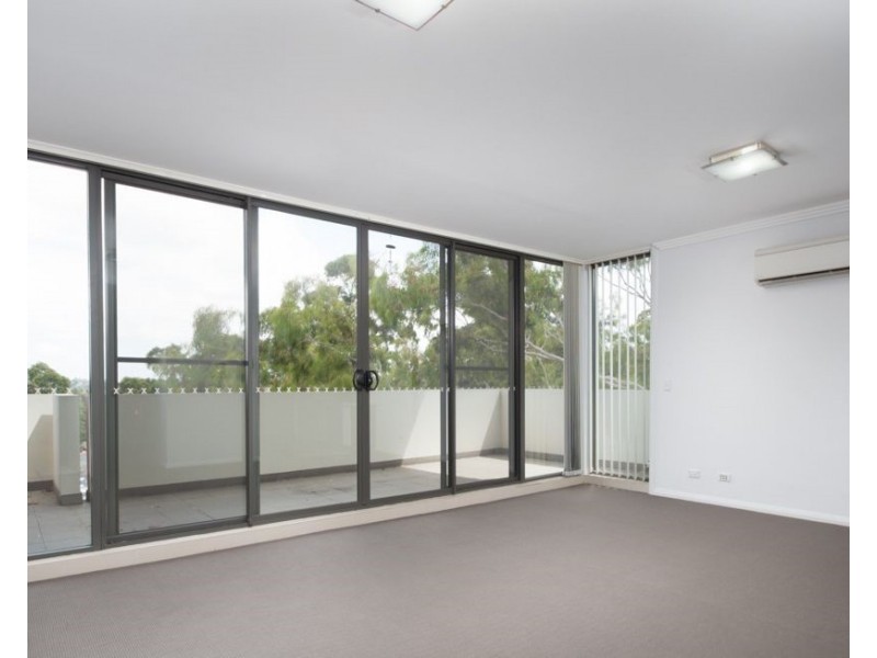 11/163-171 Hawkesbury Road, Westmead NSW 2145