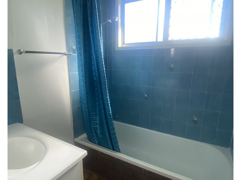 16 Hope Street, Kingston QLD 4114