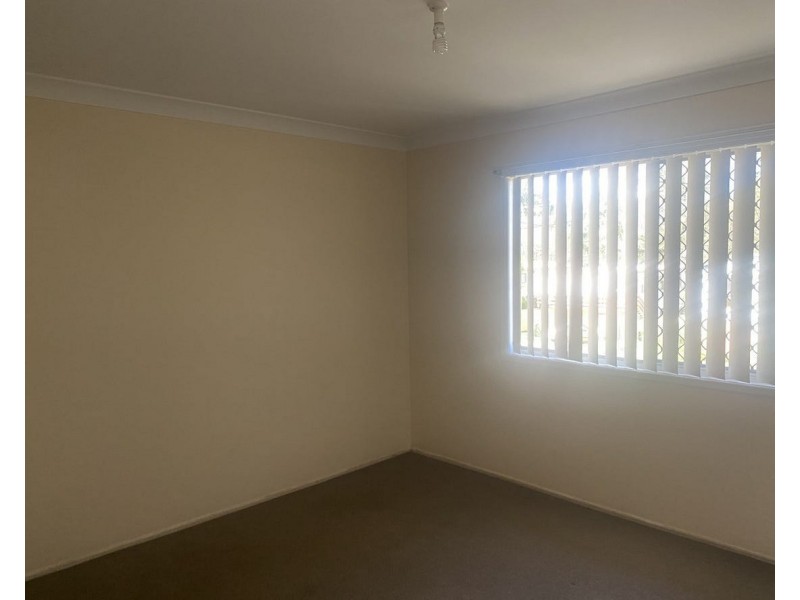 16 Hope Street, Kingston QLD 4114