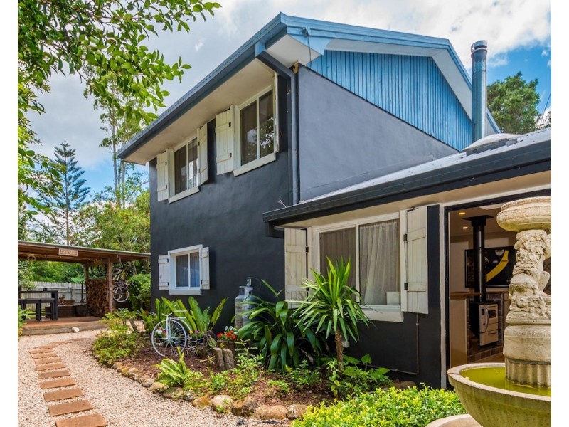 84 Eagle Heights Road, Tamborine Mountain QLD 4272